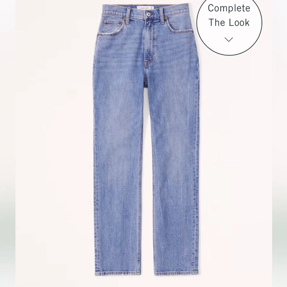 Abercrombie Ultra High Rise Ankle Straight Jean - Picture 1 of 6